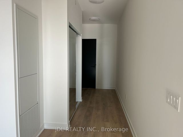 2012 - 117 Broadway Ave