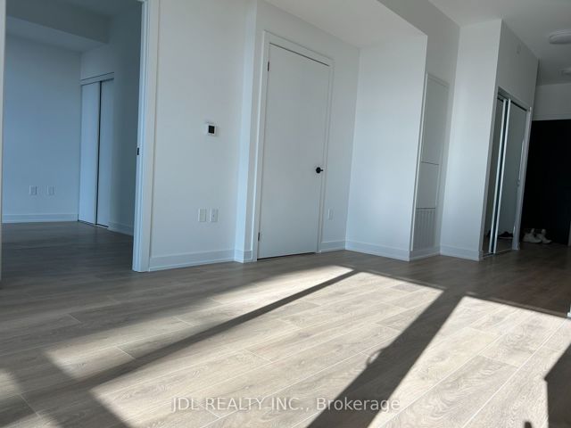 2012 - 117 Broadway Ave