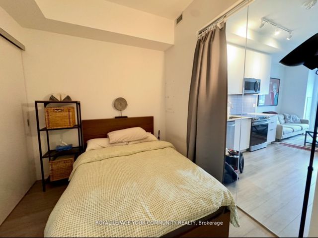 1526 (Bdrm) - 50 Power St
