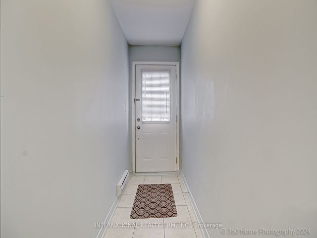 TH 141 - 21 Ruttan St