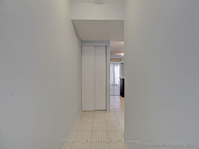 TH 141 - 21 Ruttan St