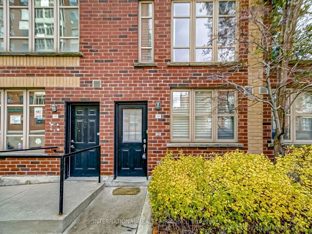 TH 141 - 21 Ruttan St