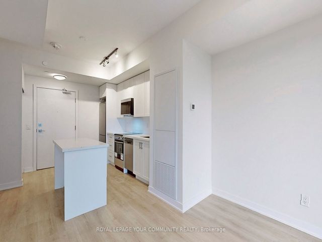 1104 - 15 Ellerslie Ave