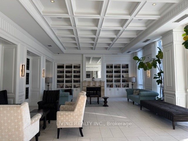 3005 - 15 Greenview Ave