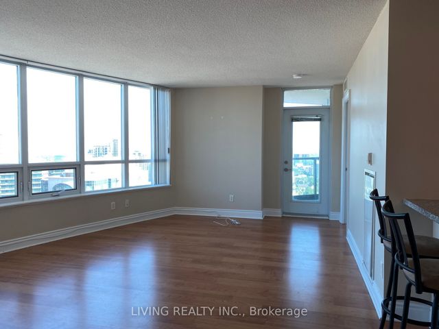 3005 - 15 Greenview Ave
