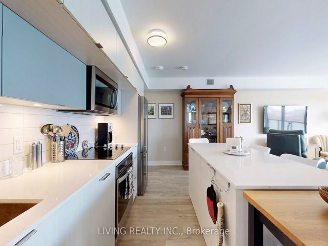1202 - 575 Bloor St E