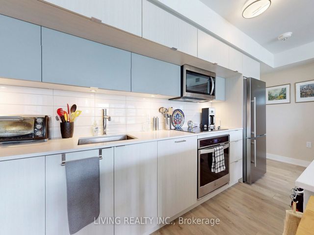 1202 - 575 Bloor St E