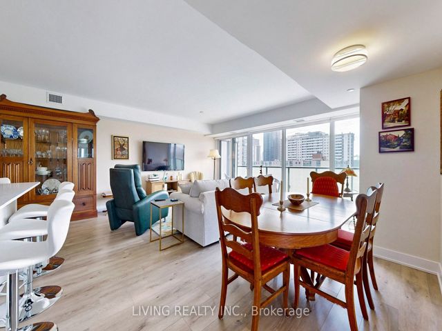 1202 - 575 Bloor St E