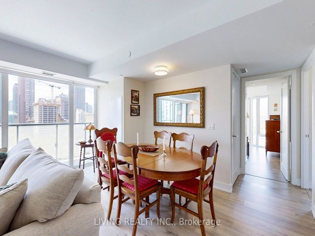 1202 - 575 Bloor St E