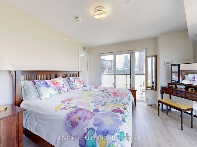 1202 - 575 Bloor St E