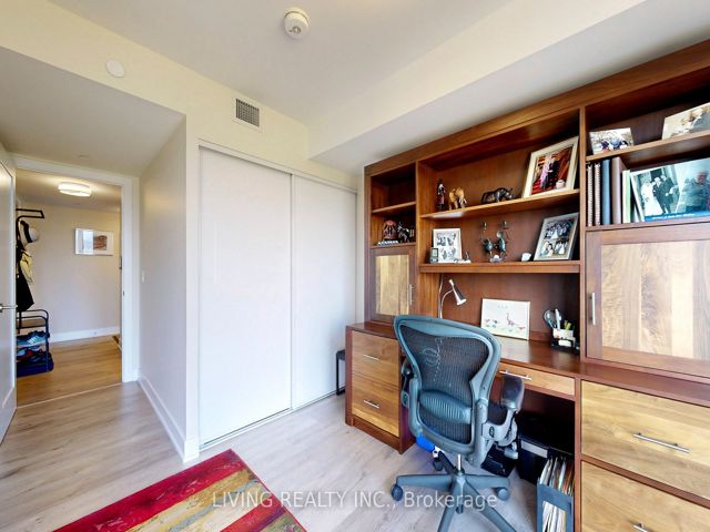 1202 - 575 Bloor St E