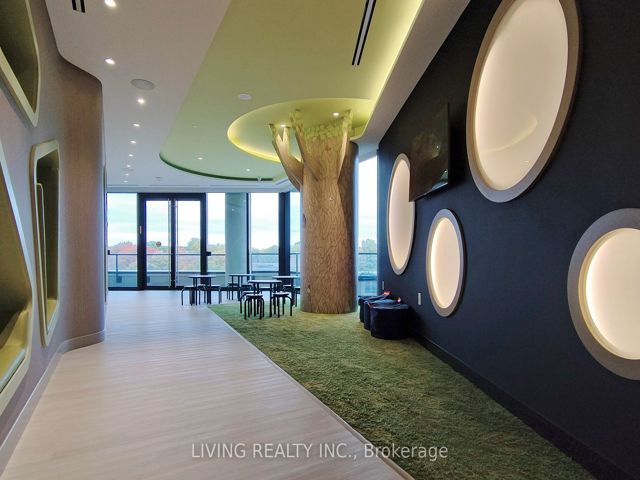 1202 - 575 Bloor St E