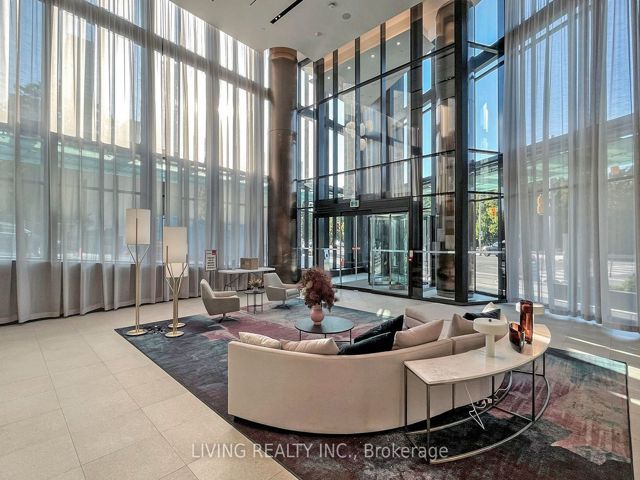 1202 - 575 Bloor St E