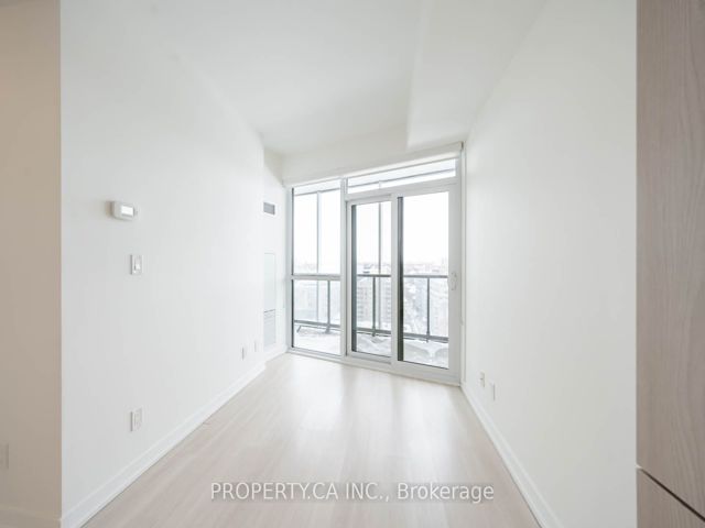 1206 - 50 Ordnance St