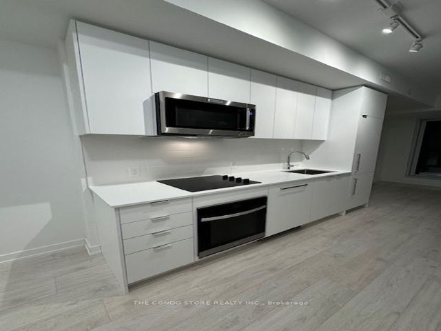 430 - 181 Sheppard Ave E