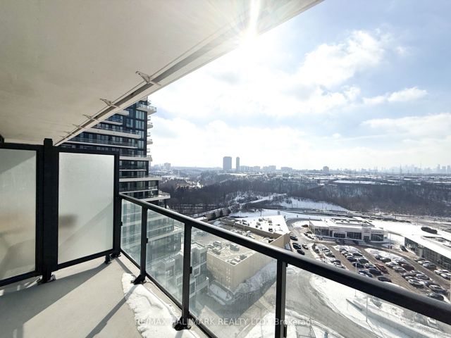 1433 - 20 Inn On The Park Dr