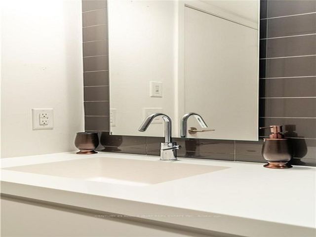 3311 - 75 Queens Wharf Rd