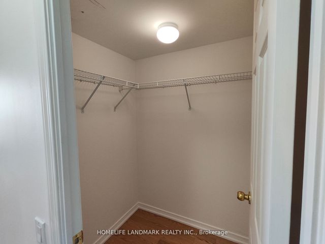 1711 - 8 Hillcrest Ave
