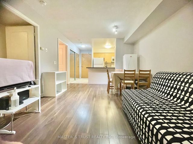 3312 - 4968 Yonge St