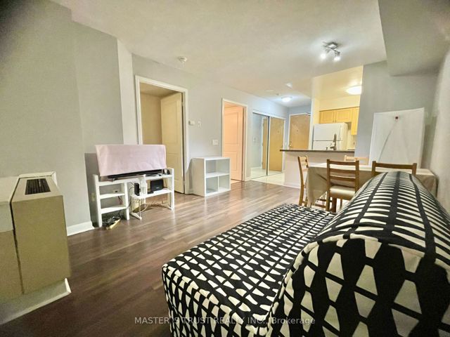 3312 - 4968 Yonge St