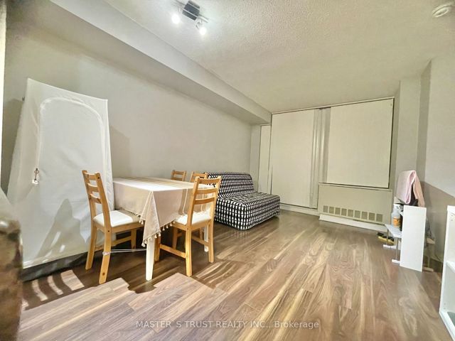 3312 - 4968 Yonge St