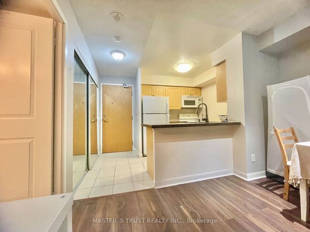 3312 - 4968 Yonge St