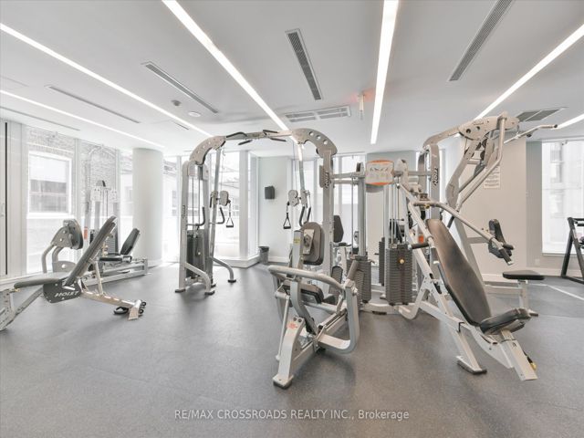 2109 - 126 Simcoe St
