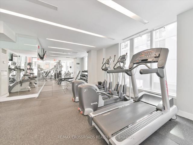 2109 - 126 Simcoe St