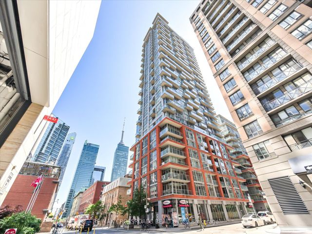 2109 - 126 Simcoe St