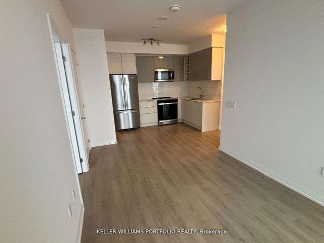 2010 - 25 Holly St