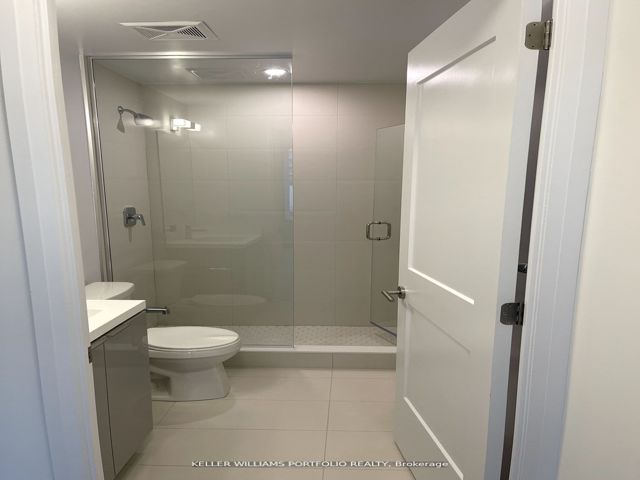 2010 - 25 Holly St