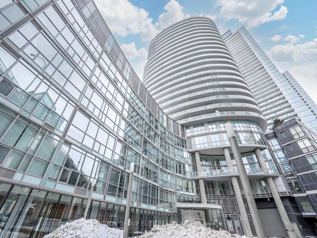 1611 - 38 Dan Leckie Way