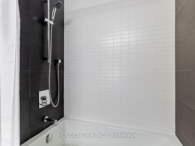 822 - 32 Trolley Cres