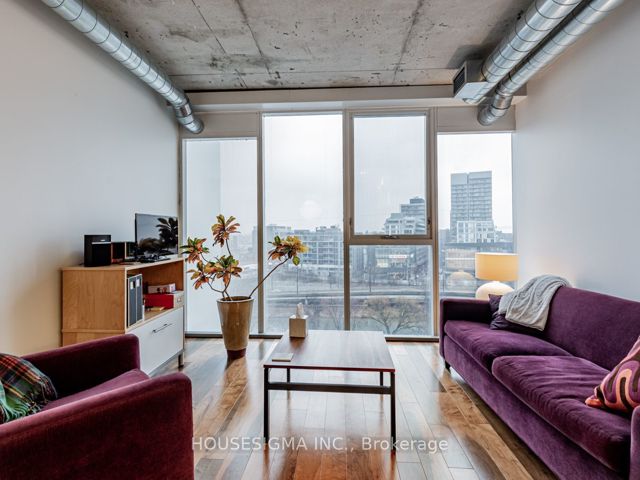 822 - 32 Trolley Cres