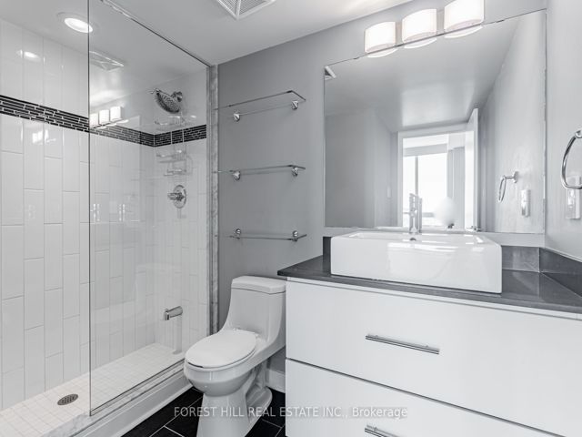 PH5 - 1171 Queen St W