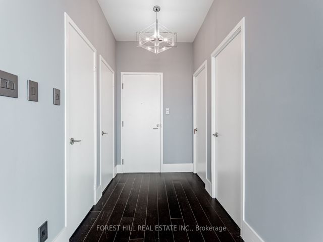 PH5 - 1171 Queen St W