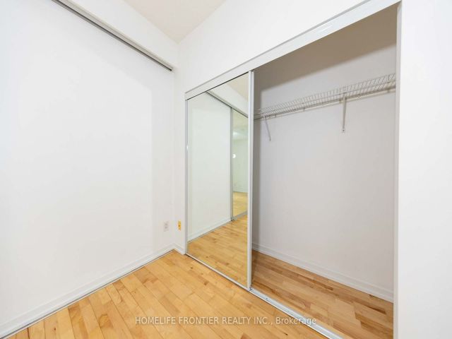 2111 - 65 Bremner Blvd