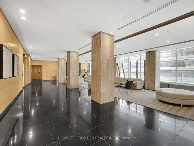 2111 - 65 Bremner Blvd