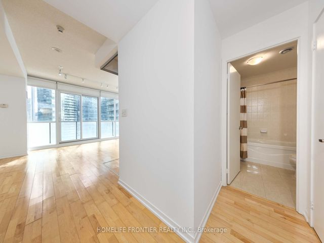 2111 - 65 Bremner Blvd