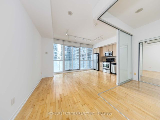 2111 - 65 Bremner Blvd