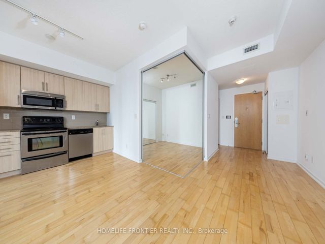 2111 - 65 Bremner Blvd