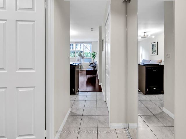 207 - 188 Redpath Ave