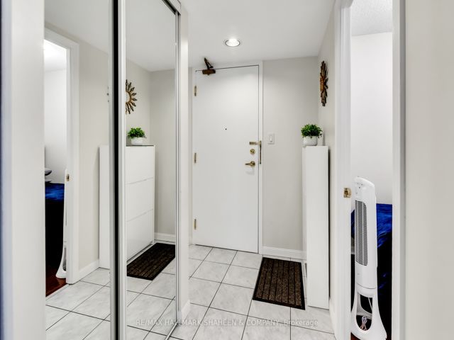 207 - 188 Redpath Ave