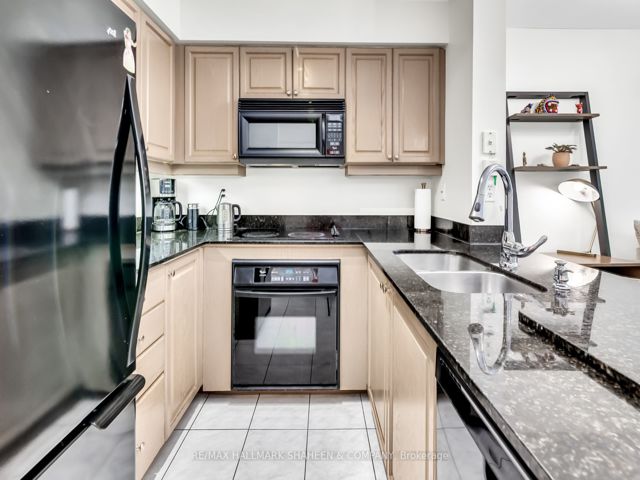 207 - 188 Redpath Ave