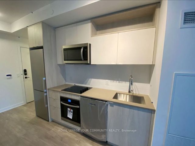 937 - 135 Lower Sherbourne St