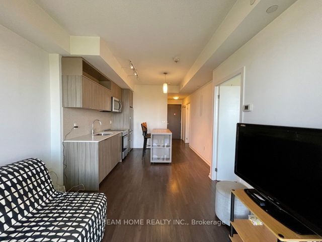 1503 - 50 Forest Manor Rd