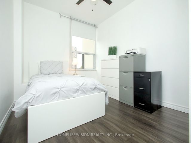 409 - 15 Vicora Linkway