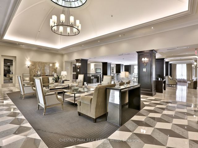 317 - 21 Burkebrook Pl