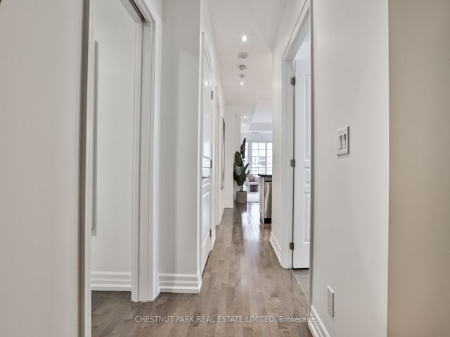 317 - 21 Burkebrook Pl