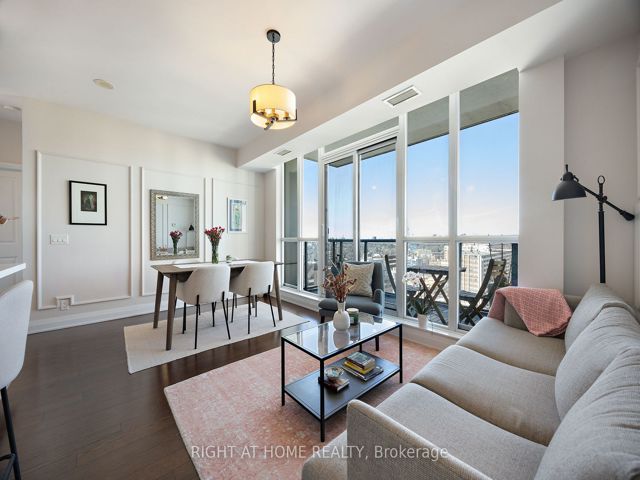 1503 - 530 St Clair Ave